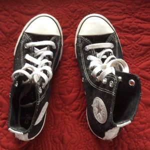 Girls black Converse gym shoe